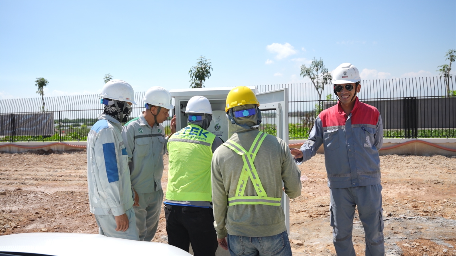 trạm sạc xe điện