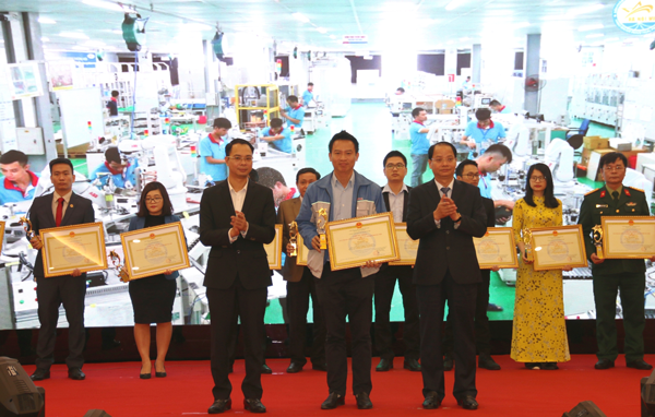TPA vinh dự nhận danh hiệu sản phẩm công nghiệp chủ lực Hà Nội năm 2019